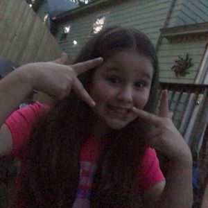 Meet your Posher, Ashley